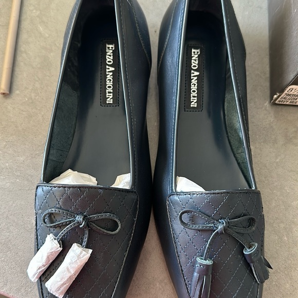 Shoes - Enzo angiolini 8.5 m blue flats